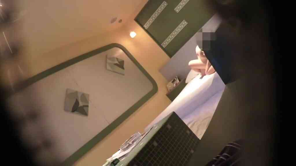 摩鐵啪啪偷拍 看大奶妹子和炮友玩69～