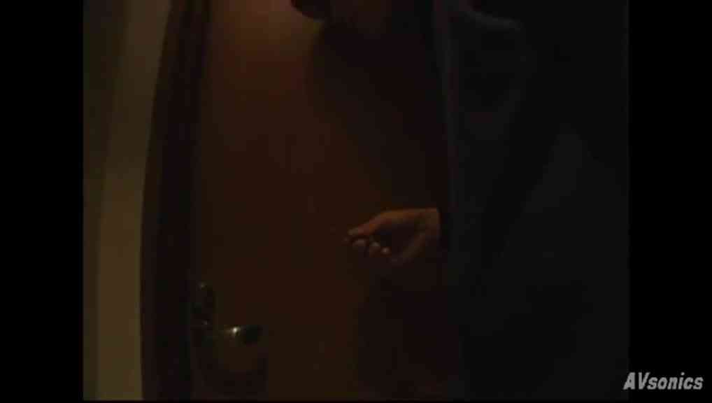 女租客沒錢交房租屋主說跟我做愛(完整版)