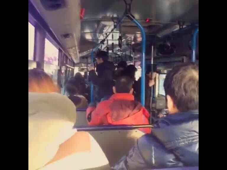 蜜桃的縫隙透著性感的恥毛 正妹轉轉自己的咖啡豆就濕一片 長腿美乳的極品！