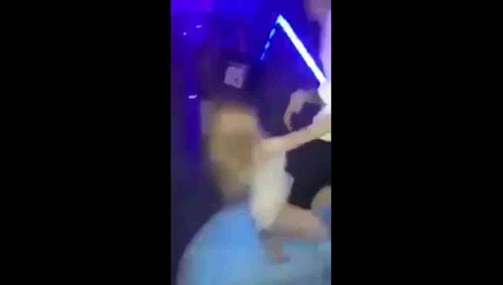 抒壓還是淫亂？夜店亂交實錄！男女裸體互相搓揉扭動 全體摸成一片：跪求公開店名