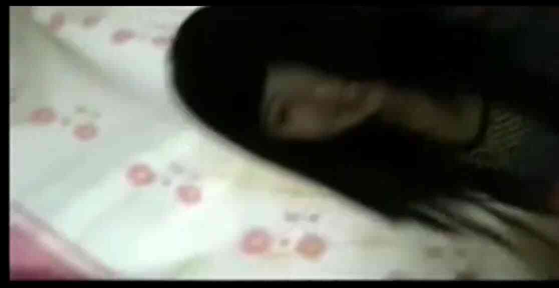 โชคดีสาวเสิร์ฟยอมให้เย็ด