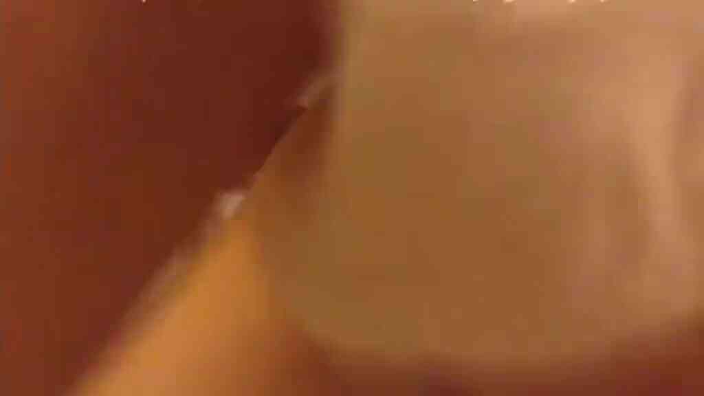 ให้หนูช่วยพี่ดูดควยไหมคะ