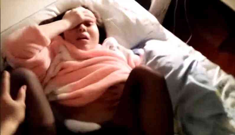 微信那麼好用!!?輕鬆约炮模特巨乳大姐姐也太爽了!