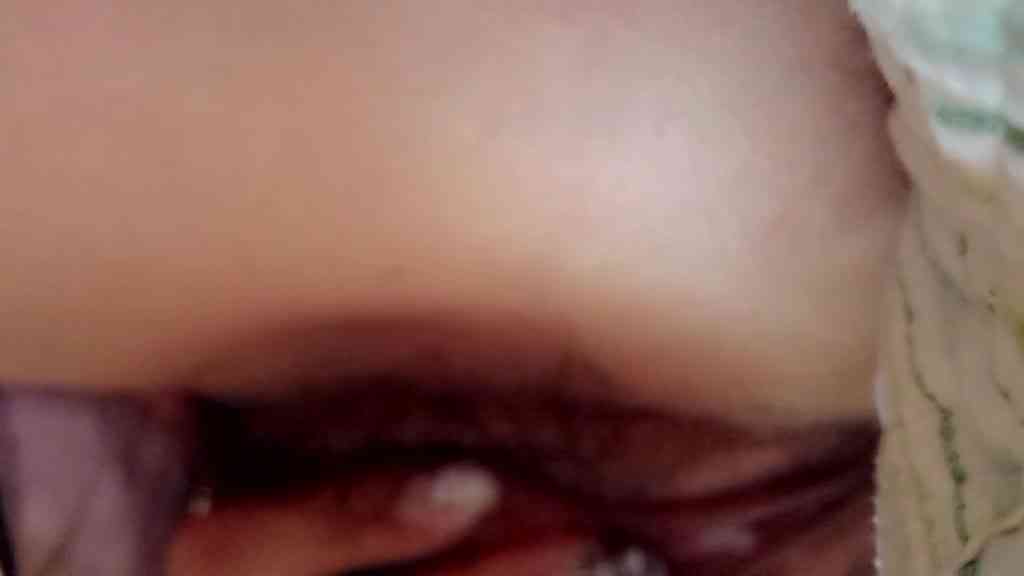 豹紋內褲大奶妹妹家中拍攝  不斷搓揉自己逼逼