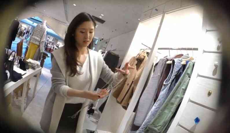 แอบถ่ายใต้กระโปรงพนักงานสาวๆ 63