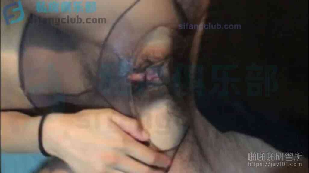 有錢寶馬女穿肉絲求著男人干