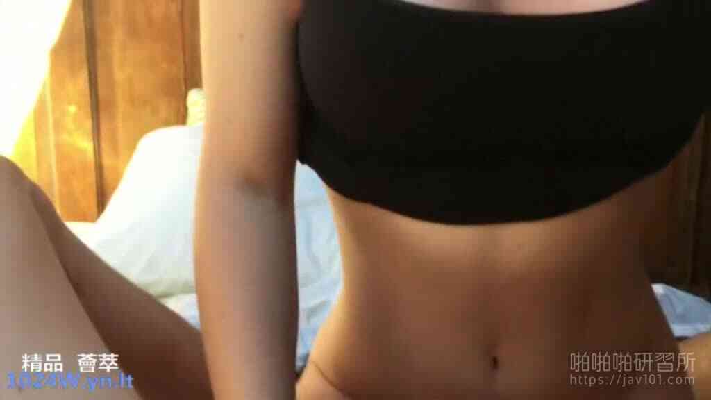 SDの「人間極品」豐臀C奶亞裔尤物著情趣衣物與西洋巨根男友性愛記錄～09