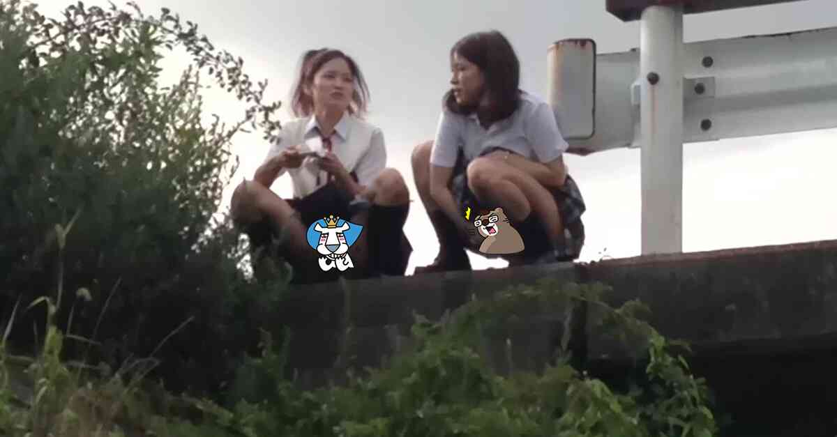 สองนักเรียนสาวทำอะไร ทำไมน้ำหีพุ่ง