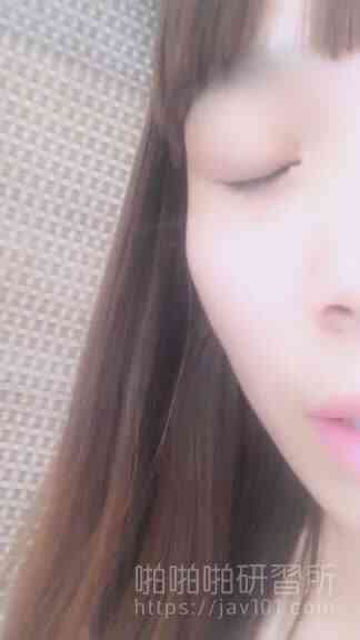 สาวมหาลัยนอนหอ รอจังหวะรูมเมทไม่อยู่  ช่วยตัวเองปลดปล่อยความเงี่ยน