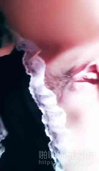 เดือนนี้ไม่มีเงินจ่ายค่าเช่าบ้าน เธอก็เลยยอม กินเสปิมของเจ้าของบ้าน