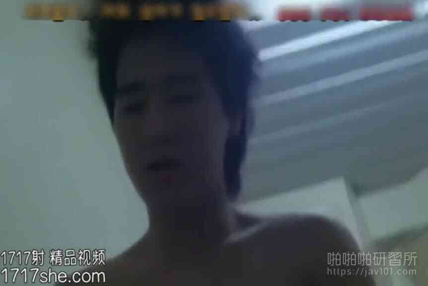 [好想淫韓國!]家中啪啪被射得滿臉還擺出鬥雞眼真有點可愛