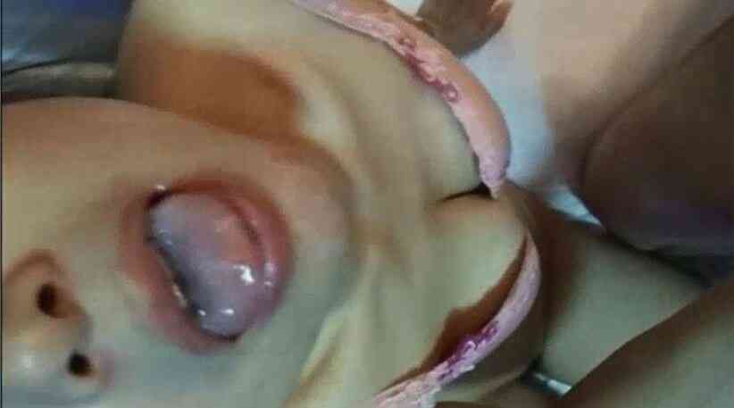 สาวนมโตโดนเย็ดสดแตกใส่ปาก