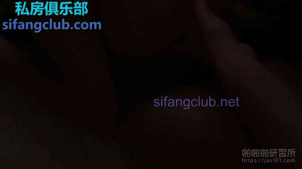 火辣人妻一直說關了燈在幹 一吸她奶頭開始啊啊叫 6