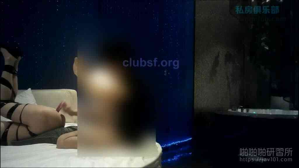 สาวนมคัพE สูง172 ใส่กระโปรงสั้น รองเท้าส้นสูงแบบนี้ คู่ควรการโดนเย็ดจัดหนัก