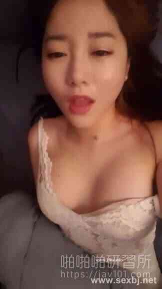 สาวหนุ่มเกาหลีมีประเพณีที่ดีในการมีหน้าอกใหญ่และรูปร่างที่ดี (18)