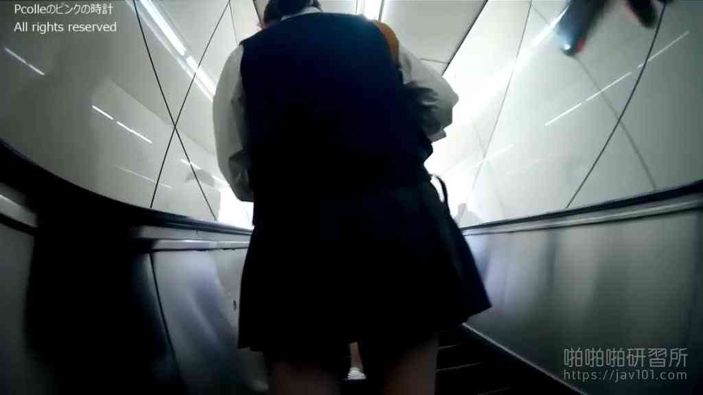 แอบถ่ายใต้กระโปรงสาวๆมัธยม 38