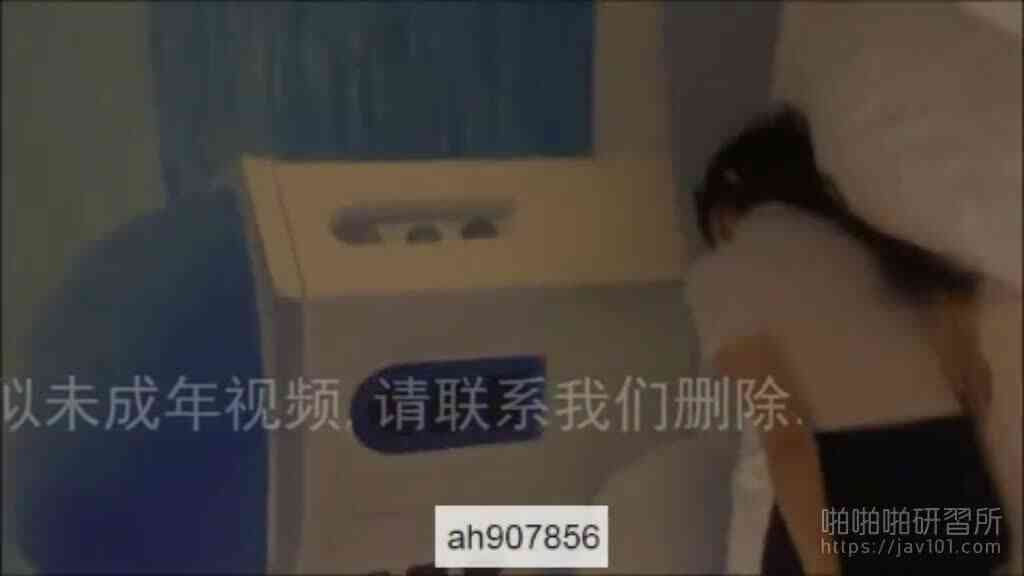 絲襪長腿170CM空姐太淫蕩 差點忍不住射進逼裡