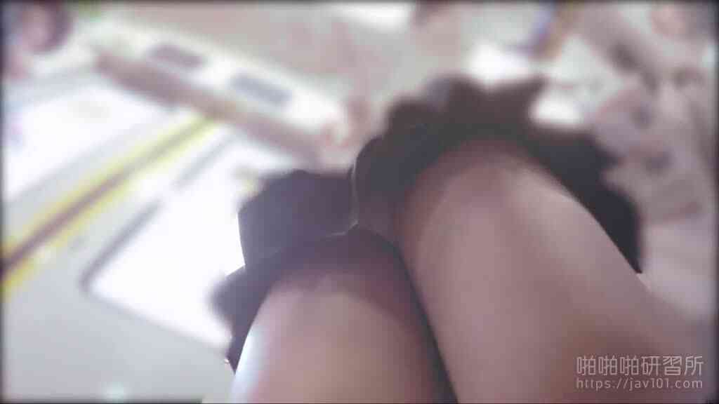 แอบถ่ายใต้กระโปรงสาวๆมัธยม 47