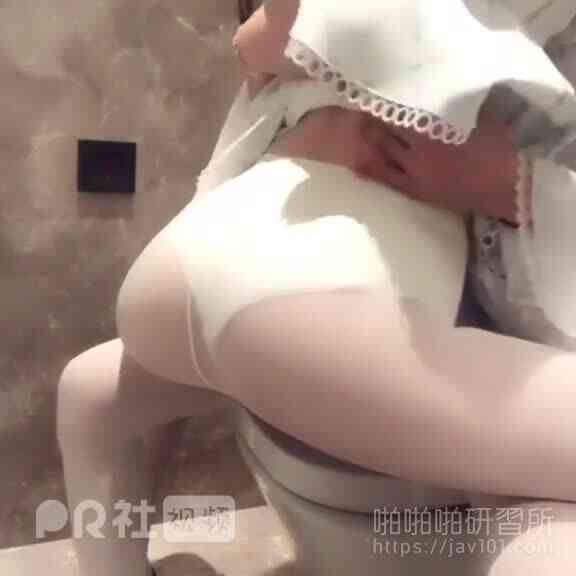 สองสาวสวยกระเด้าดิวโด้