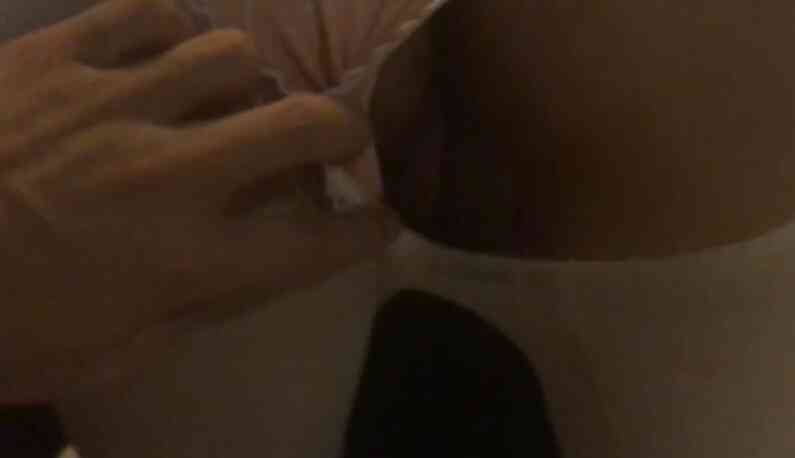 就是喜歡跟姊妹一起玩雙飛！約拍過的小模這次換約炮！輪流抽插姊妹叫不停 (10)