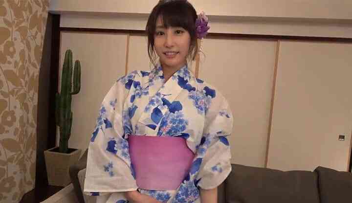 [日本] 史上最強流出!!蚊香社極品女神彩美旬果無碼美鮑一覽無遺!! (4)