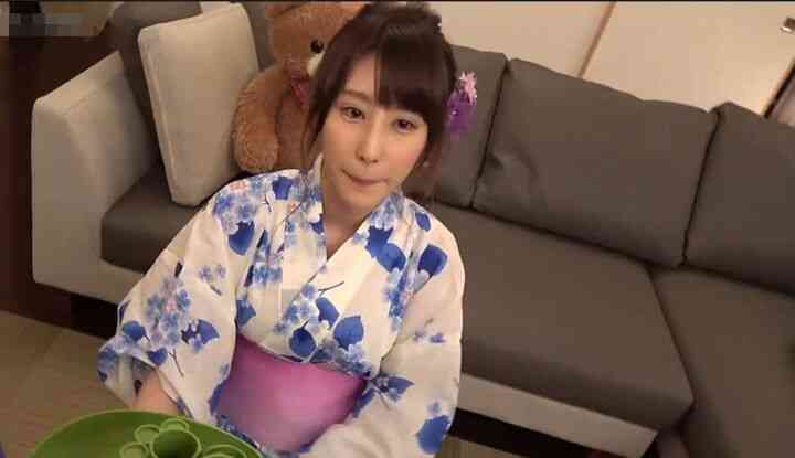 [日本] 史上最強流出!!蚊香社極品女神彩美旬果無碼美鮑一覽無遺!! (5)