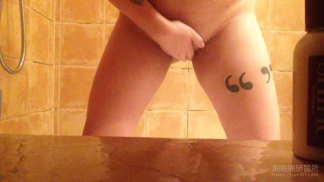 สาวเอเชียร่านควย คว้าเอาไปอมแล้วบอก เย็ดไม่กลัว กลัวพี่ไม่เย็ด ５