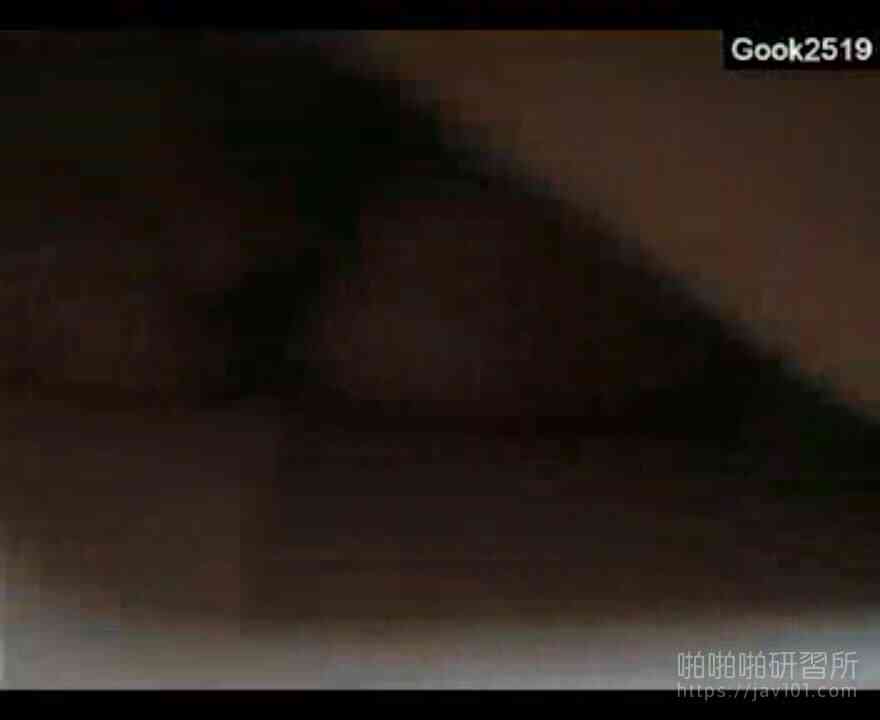 非常的Dangerous！長髮正妹的浪漫誘惑！推特神人圖包又一發！巨乳波浪妹在床上發浪２