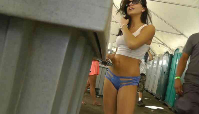 นักแอบถ่ายขั้นเทพ!! ฉากคอนเสิร์ตช่วงซัมเมอร์ ~ น้องซันนี่ทุกคนมีหน้าอกกลมๆ ก้นกลมๆ !!