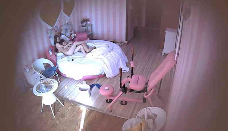 [แอบถ่ายในโรงแรม] เตียงเด็กผู้ชายที่มีรอยสักและสาวผมยาว~ ดูบริสุทธิ์แต่ข้างในเหมือนหมาป่า~ ฉันไม่สามารถแม้แต่จะกลบเสียงทีวีด้วยเสียงกรีดร้องที่มีเขาและมีเขา~