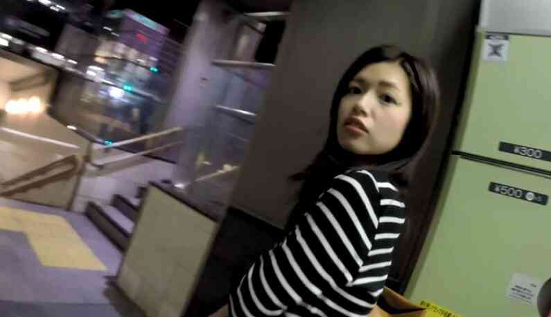 นักแอบถ่ายขั้นเทพ!! แอบถามทางไปขนหัวใจ~ แล้วก็แอบตามน้องรถไฟใต้ดินไป~