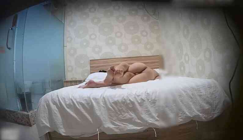 เกิดมามีควยใหญ่จะเย็ดใครก็ได้!GOGOGO!!