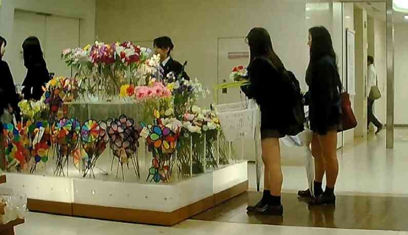 แอบถ่ายใต้กระโปรงสาวๆ  59