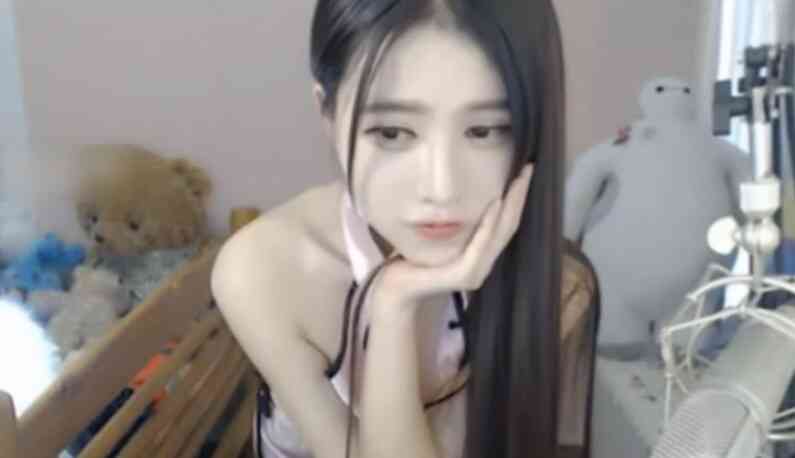 เน็ตไอดอลสุดน่ารักอัดคลิปเด็ดโชว์แฟนคลับVVIP ช่วยตัวเองอย่างเด็ด หน้าตาฟินมาก