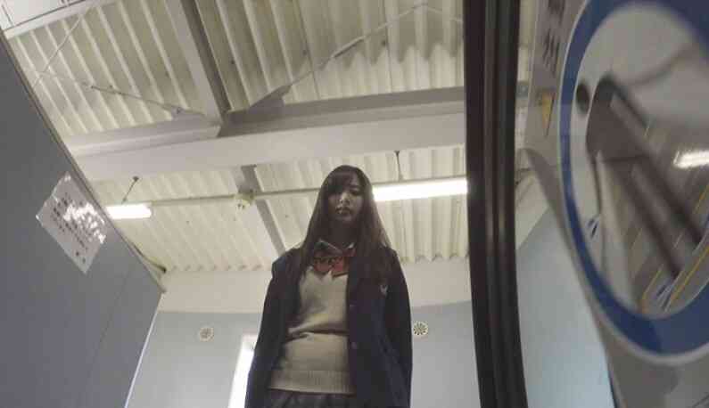 真‧偷拍神人!!高級相機在手 石榴裙下的任何秘密一個都不漏! 96