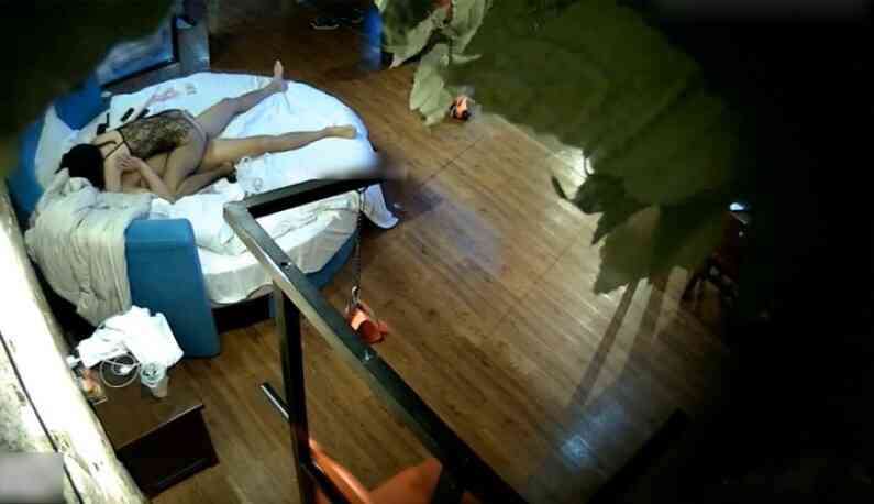 [โรงแรมแอบถ่าย] สาวใส่ถุงน่องอ่อยแฟน