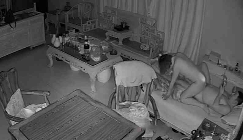 คู่สามีภรรยาเอากัน