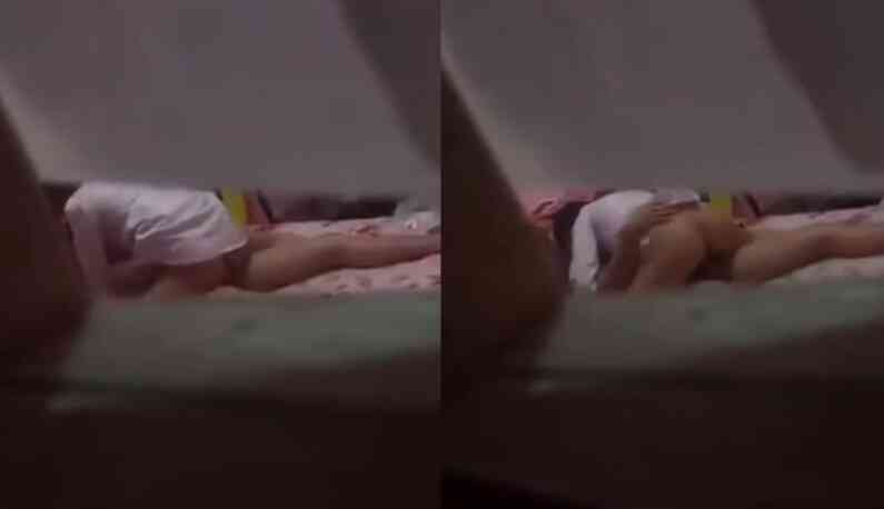 鄰居妹妹有個壞習慣….跟男友做愛不關窗「狂野馬前後搖騎乘」：這姿勢老司機！