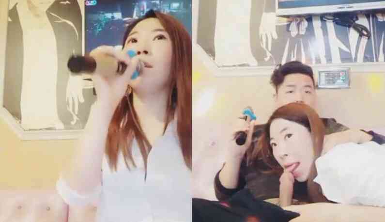 จับไมค์ร้องเพลง ส่วนเราจับของคุณโม๊กไป