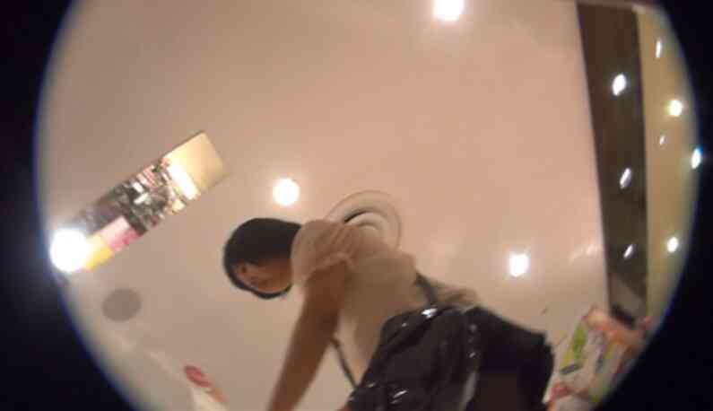 真‧偷拍神人!!高級相機在手 石榴裙下的任何秘密一個都不漏!  167