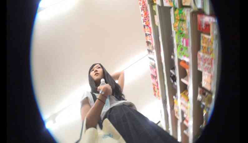 真‧偷拍神人!!高級相機在手 石榴裙下的任何秘密一個都不漏!  168