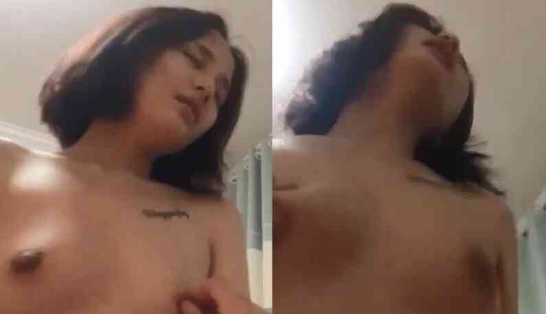 สาวผมสั้นขย่ม