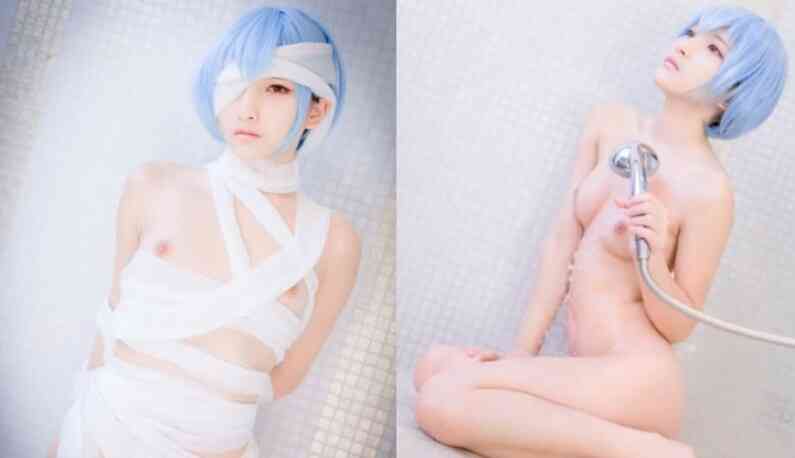 คอสเพลย์เป็น A Cruel Angel's Thesis