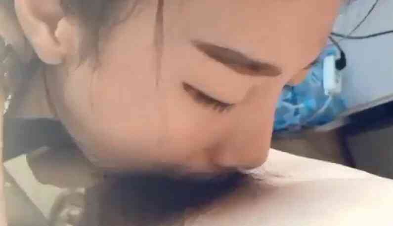 สาวชอบเป่า