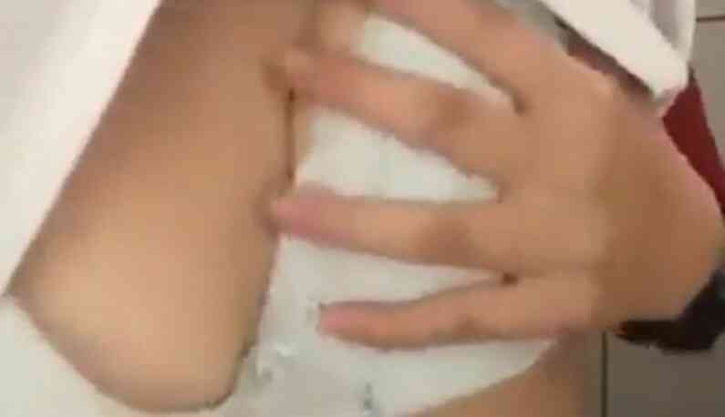 玩奶玩穴~下課時間什麼都玩~