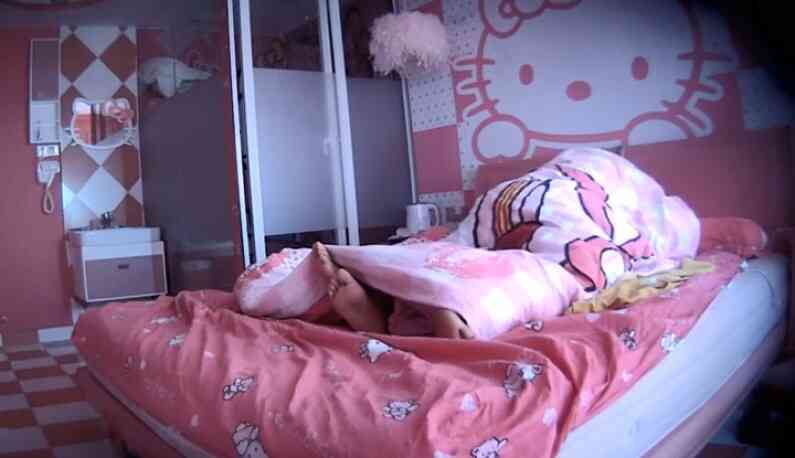 激戰109套房~極品美女被男友深深插入~接下來是雙閨蜜輪流洗澡!!