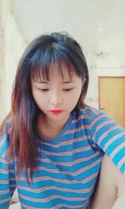 ก่อนสอบไฟนอล มาไลฟ์โชว์หีสักหน่อย