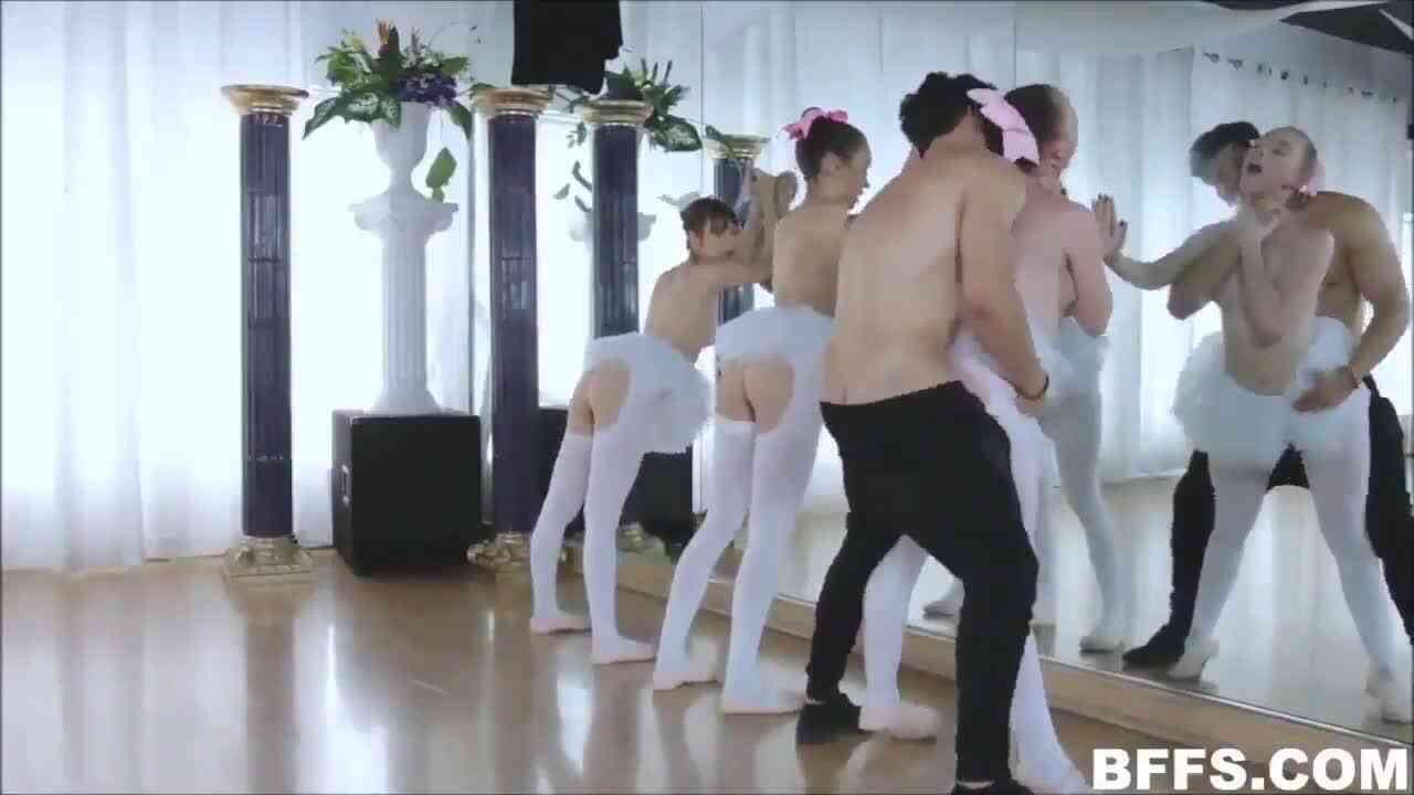 วันนี้อาจารย์จะสอนบัลเล่ต์ท่ายาก