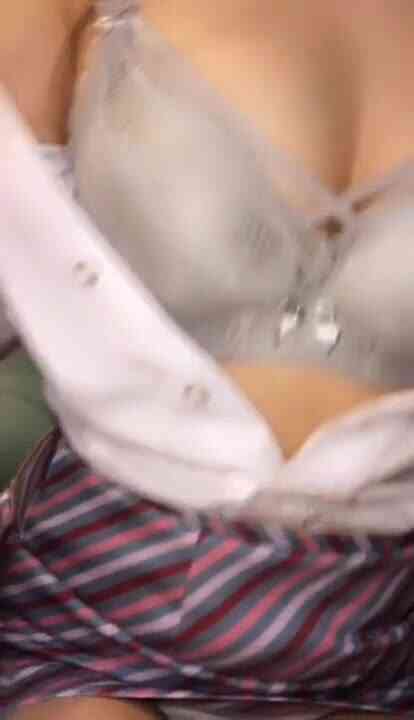 声音好听新人妹子空姐制服诱惑 按摩器道具JJ抽插淫语骚话呻吟诱人 很是诱惑不要错过