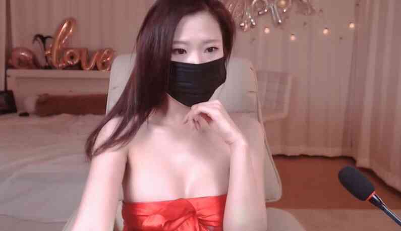 (เกาหลี)จะจัดปาร์ตี้เสียวควยที่บ้าน อยากมาไหม